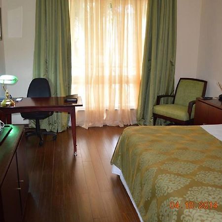 Oakwood Park Hotel Lekki Extérieur photo