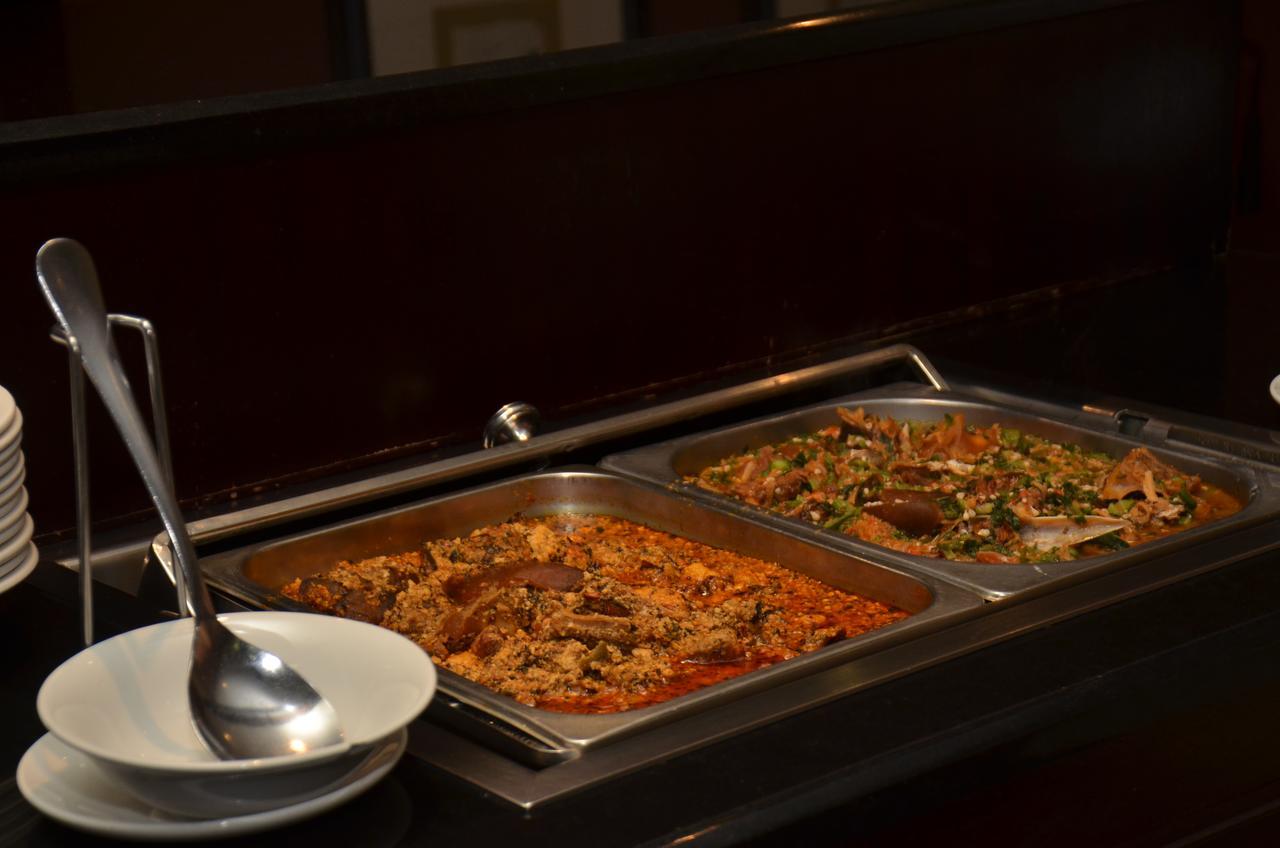 Oakwood Park Hotel Lekki Extérieur photo