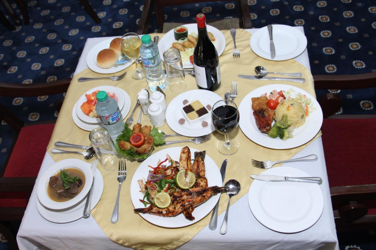 Oakwood Park Hotel Lekki Extérieur photo