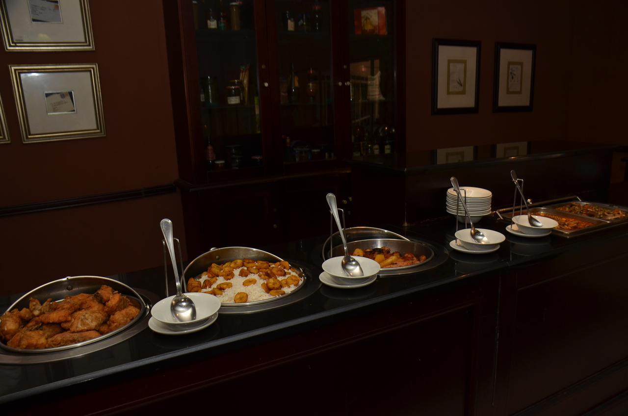 Oakwood Park Hotel Lekki Extérieur photo
