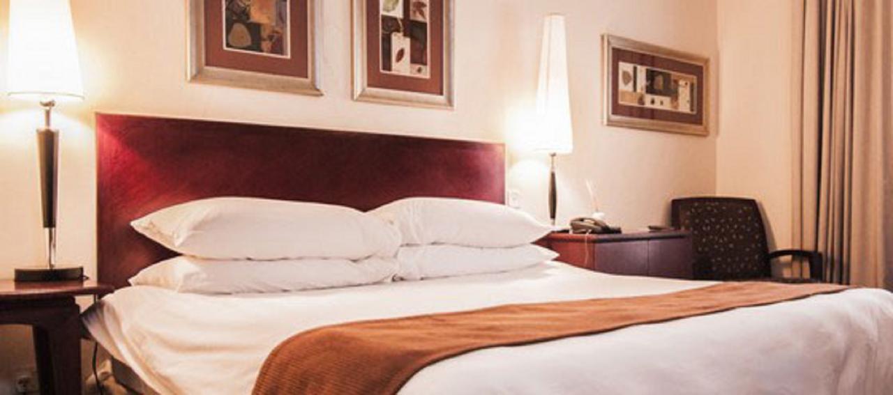 Oakwood Park Hotel Lekki Extérieur photo